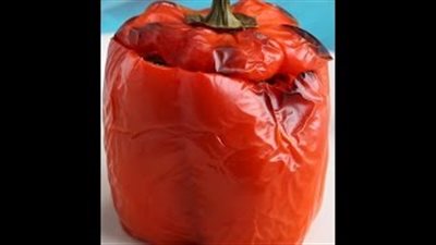 بالفيديو.. أسرع طريقة لعمل محشى الفلفل باللحم والجبن