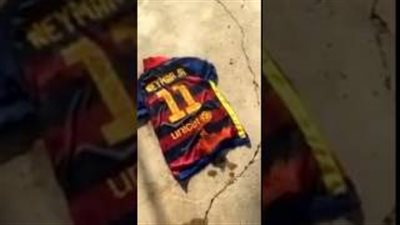 بالفيديو.. نشطاء غاضبون لـ «نيمار»: «وداعا يا كلب المال»