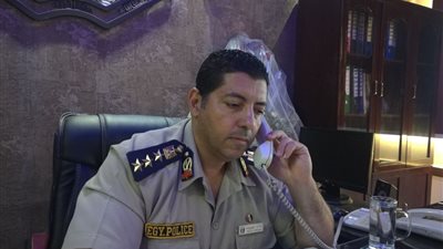 بالفيديو.. كاميرات لمراقبة الضباط والسائقين في قنا