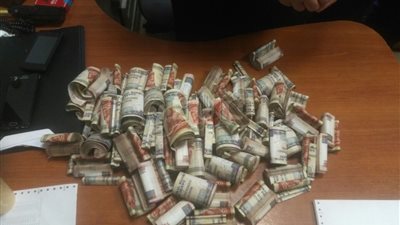 إحباط تهريب ٣٩٦ ألف جنيه و٢٥ ألف ريـال إلى دبي بمطار القاهرة