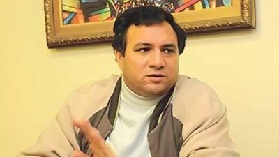 عمار على حسن: 