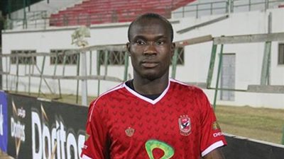 المقابل المادي يعرقل استمرار مهاجم الأهلي في المقاصة