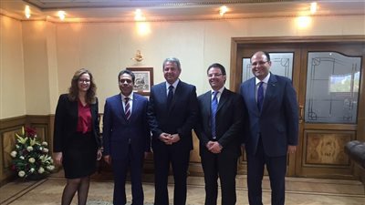 وزير الرياضة يبحث توقيع بروتوكول تعاون مع «البنك التجاري الدولي»