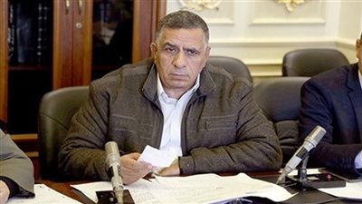 «عمال مصر»: اجتماع لرؤساء الشركات القابضة مع وزير قطاع الأعمال