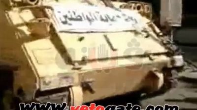 بالفيديو.. مدرعات الجيش والشرطة تمشط موقع الاشتباكات في بورسعيد