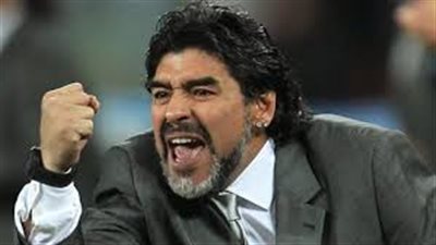 مارادونا: الفرق بيني وبين بيليه كالفارق بين ميسي ونيمار