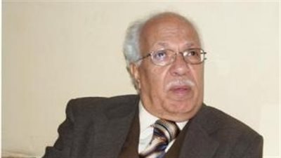 العشرى: تثبيت أسعار الدولار لـ