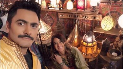 تامر حسني وأمينة خليل في كواليس «البدلة»