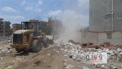 بالصور.. إزالة 250 حالة تعد على أملاك الدولة بكفر الزيات في الغربية