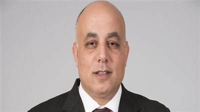 غضب بنادي الشمس بعد ترشح صاحب مؤهل متوسط للرئاسة