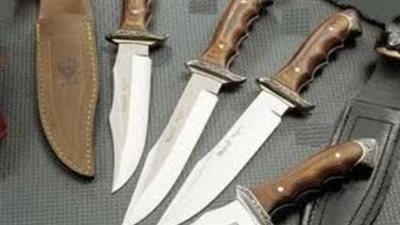 إحباط تهريب خنجرين ومطواتين بصحبة راكب بمطار القاهرة