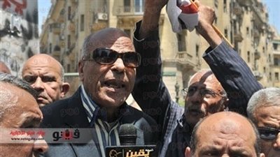 أصحاب المعاشات يطالبون السيسي بفاتورة دعمه في الانتخابات.. تشكيل هيئة قضائية مستقلة للتحقيق في تبديد الأموال ووضع حد أدنى أبرز المطالب.. و