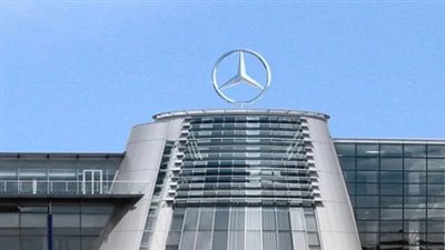 حملة تفتيش من الشرطة الألمانية داخل 11 موقعا لـ«مرسيدس بنز»