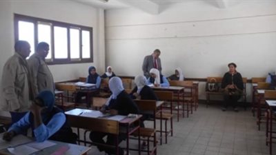 87 ألف و990 طالب يؤدون امتحانات الشهادة الإعدادية بالقليوبية غدا