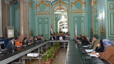 استعدادات جامعة عين شمس لحفل عيد العلم