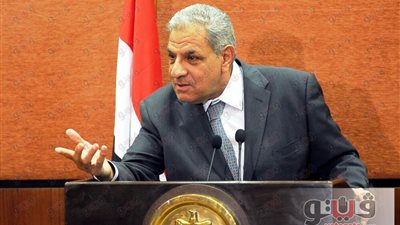 نشاط مكثف للبلدوزر.. محلب يتفقد إنشاء المتحف المصري الكبير ومنطقة الأهرامات.. يبحث تطهير وتطوير بحيرتي المنزلة وناصر.. ويتابع تطوير القاهرة التراثية واسترداد أراضي الدولة