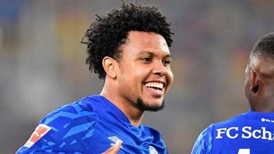 لاعب شالكه صفقة صيفية جديدة ليوفنتوس