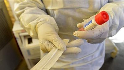 بحجم بطاقة ائتمان ودقيق بنسبة 97%.. ترامب يعلن شراء 150 مليون فحص سريع لكورونا