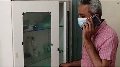 توقيع  الكشف الطبي على 124 حالة بقافلة طبية في قنا