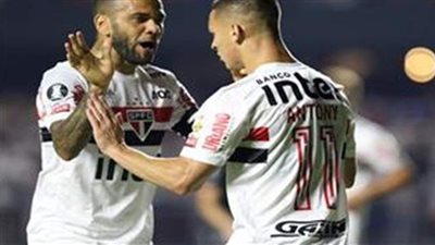 داني ألفيس يخضع لجراحة ناجحة