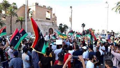 ميليشيات السراج تهدد المحتجين في ليبيا: ابقوا في بيوتكم أو واجهوا الموت