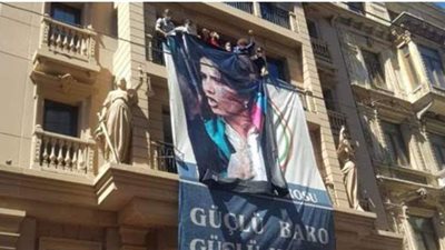 انتفاضة في تركيا ضد نظام أردوغان عقب النهاية المأساوية للمحامية الكردية إِبرو تيمتك | فيديو