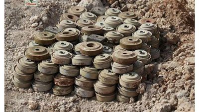 تفكيك قذائف مدفعية إيرانية غربي اليمن