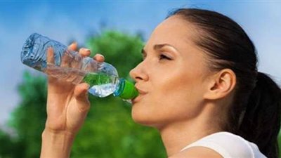 8 مشاكل صحية تهدد حياتك حال الإقلال من شرب الماء