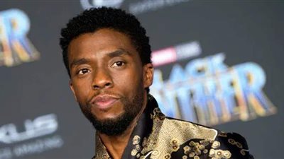 عمره 43 عامًا.. وفاة الممثل الأمريكي تشادويك بوزمان نجم 