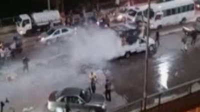 نشوب حريق في سيارة على كوبري الاستاذ بطنطا