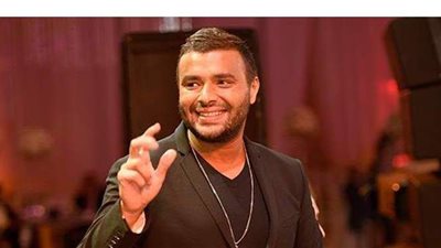 رامي صبري يهنئ تامر حسني ومحمود العسيلي على كليب 