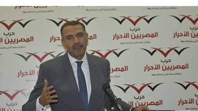 رئيس المصريين الأحرار: محمود عزت خزينة مهمة لأسرار الإخوان