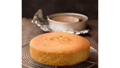 أسهل طريقة لعمل الكيكة الإسفنجية