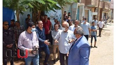 تنفيذ 122 محضر إشغال وفض سوق عشوائي خلال حملة مكبرة بمركز أبو قرقاص بالمنيا