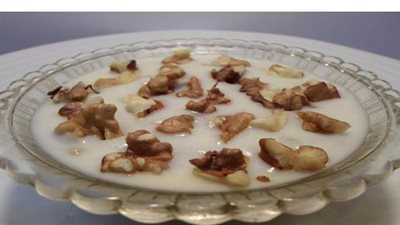 حضرى العاشوراء على طريقة أشهر محال الحلوى