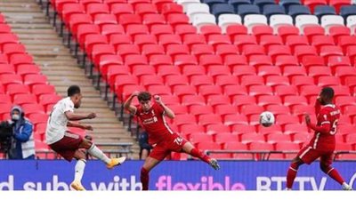 ليفربول وأرسنال يحتكمان لضربات الترجيح لحسم لقب الدرع الخيرية