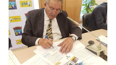 رئيس الغرفة التجارية يشهد افتتاح الأكاديمية الدولية للتجميل وفنون التصفيف