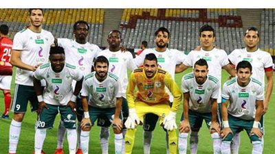 بعد الهزيمة من الأهلي.. اجتماع طارئ بالمصري لحسم مصير العشري والسقا