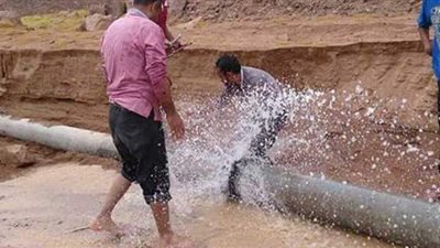 إصلاح كسر في خط مياه بحلمية الزيتون