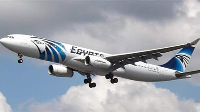 مصر للطيران تسير 43 رحلة لنقل 3 آلاف و500 راكب بالمطارات.. اليوم