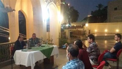 مكتبة القاهرة تناقش 
