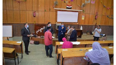 ٣٦٢٦ طالبا يؤدون امتحانات الدراسات العليا بتربية سوهاج| صور