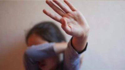 تفاصيل التحقيقات مع طباخ دار أيتام مصر القديمة.. الضحايا: المتهم حاول شراء صمتنا بالأموال.. والطباخ: قبلتهما واحتضنتهما بحسن نية.. والنيابة تحبسه