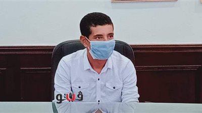 رئيس جامعة الإسكندرية يستقبل بائع الفريسكا