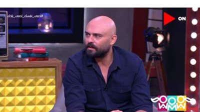 أحمد صلاح حسني: 