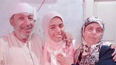 والد صاحبة المركز الثاني مكرر بالدبلومات الفنية: بنتي رفعت راسي