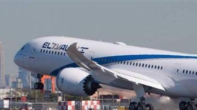 أول طائرة إسرائيلية تتجه إلى الإمارات | فيديو