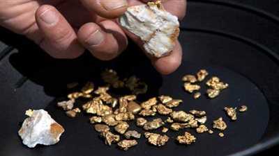 ضبط 2,5 طن أحجار تحتوي على الذهب الخام  بأسوان