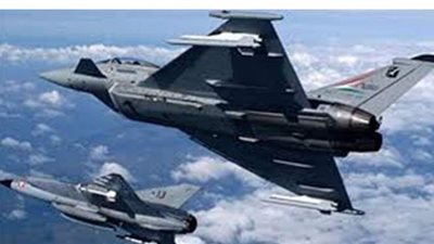 مقاتلات بريطانية تجبر طائرة مدنية على الهبوط لاعتقال رجلين بتهمة الإرهاب