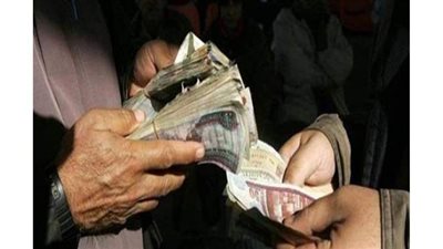 ضبط عامل جمع 1.5 مليون جنيه من مدخرات العاملين بالخارج في سوهاج